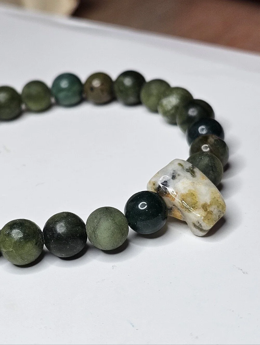 Green Moss Agate Beaded Stretch Bracelet - Natural Green Stone